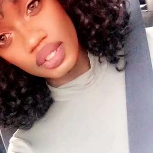 Meet your Posher, Bianca